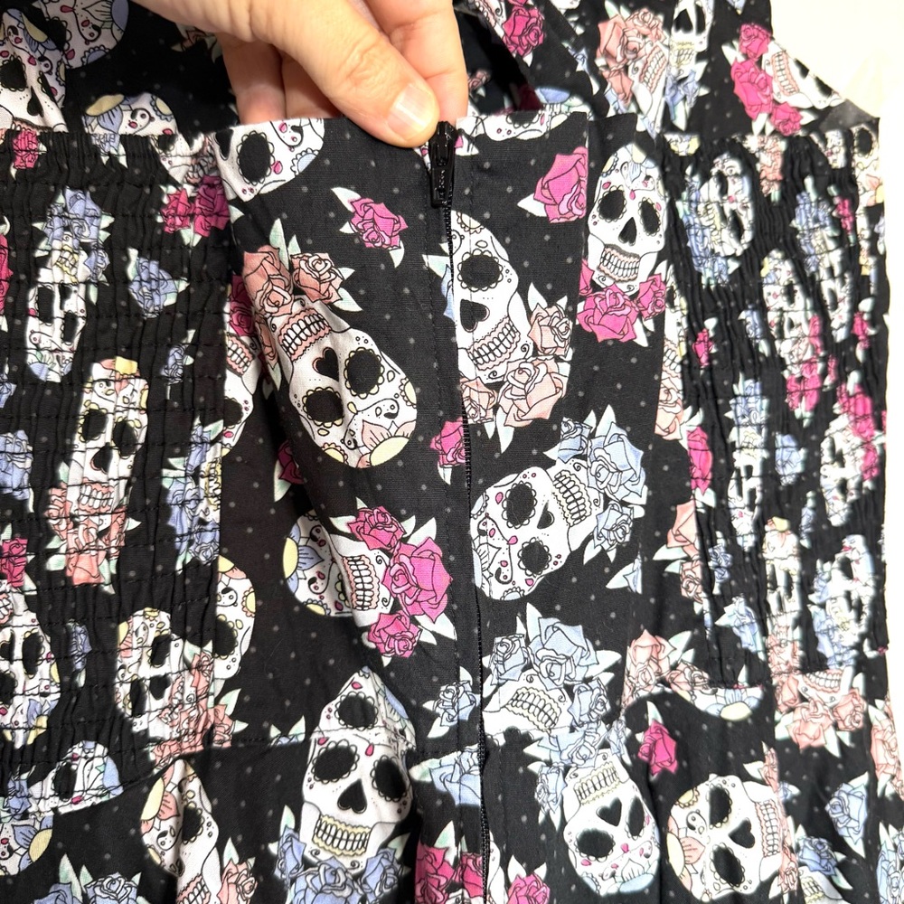 Hell Bunny Muertos 50s Style Smocked Swing Dress Dead Sugar Skull Print Ss M - Picture 7 of 12